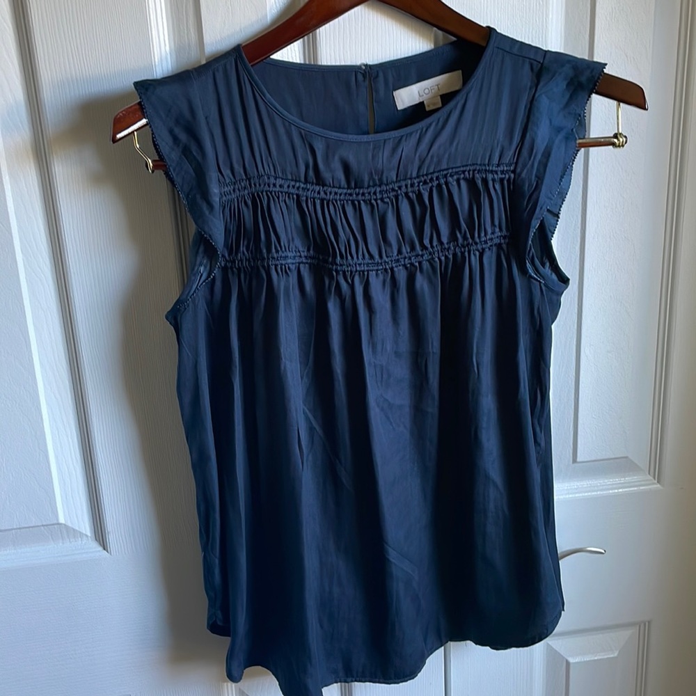 LOFT flutter sleeve tank blouse